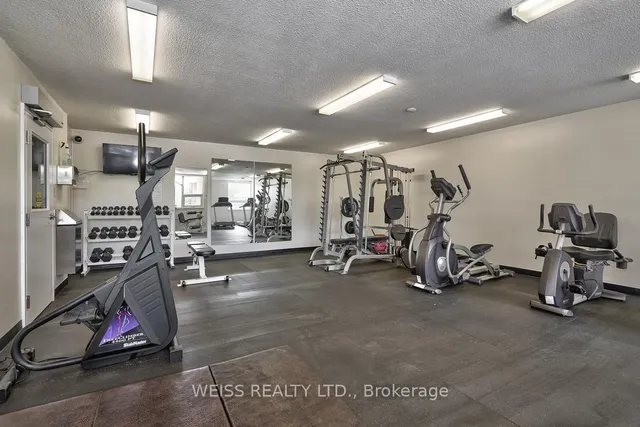 Additional image 26 of 500 Green Rd Unit 402