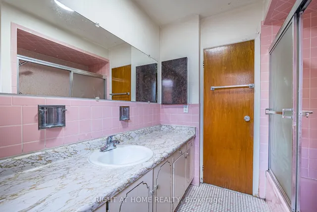 Additional image 18 of 233 Faywood Blvd