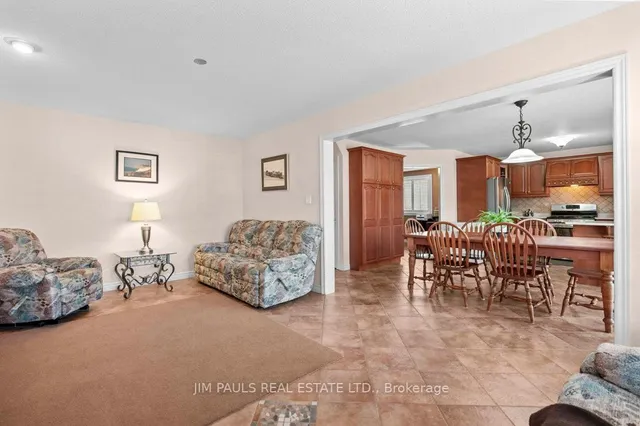 Additional image 17 of 66 Foxtrot Dr