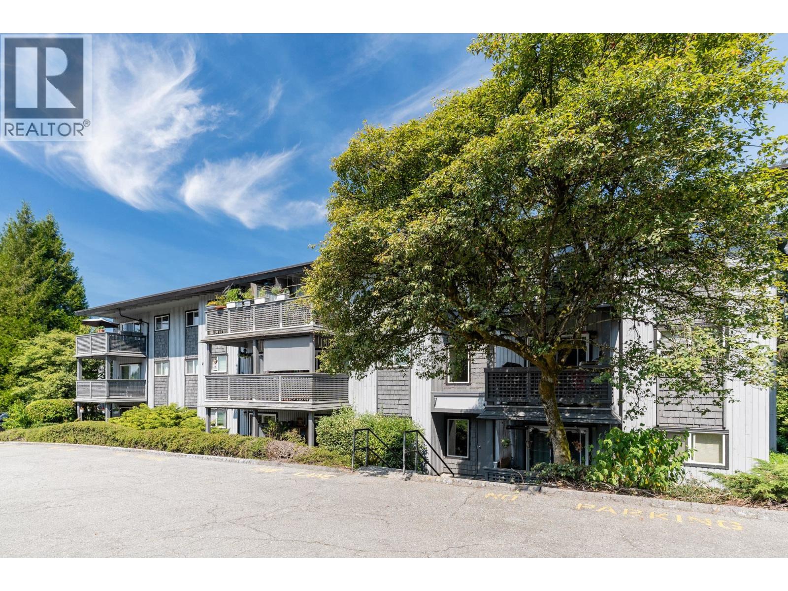 157 200 WESTHILL PLACE|Port Moody, British Columbia V3H1V2