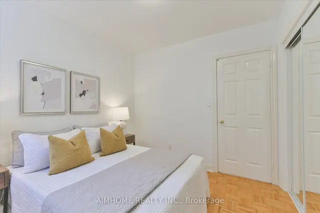 Additional image 16 of 382 Blackthorn Ave