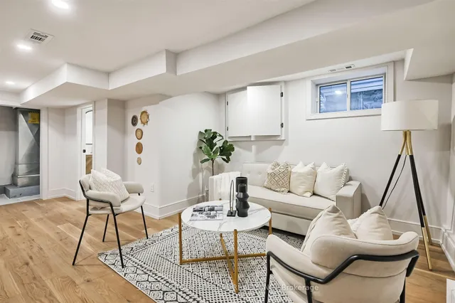 Additional image 41 of 325 WINONA Dr