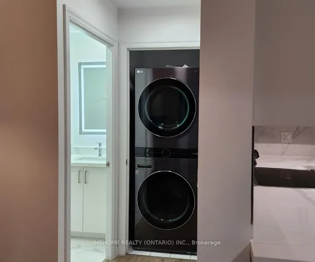 Additional image 15 of 35 Balmuto St Unit 3010