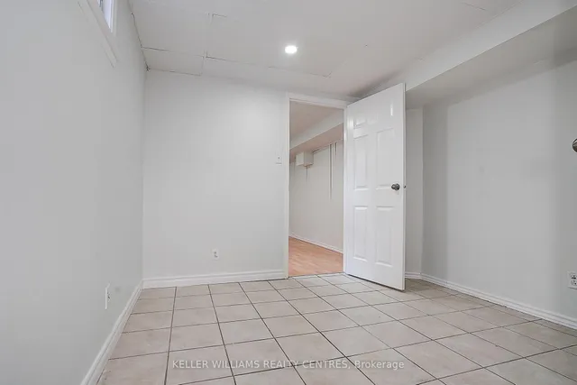Additional image 41 of 77 Glenstroke Dr