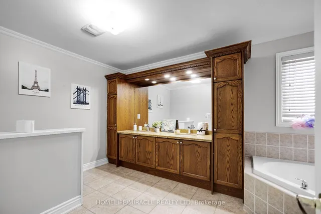 Additional image 24 of 628 Twain Ave