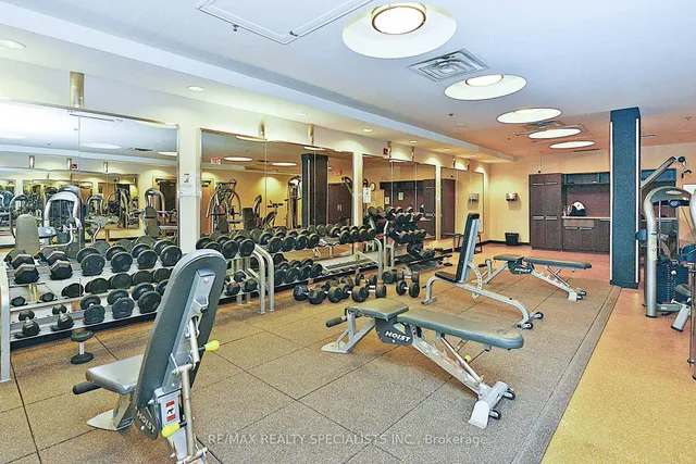 Additional image 34 of 70 Absolute Ave Unit 1206