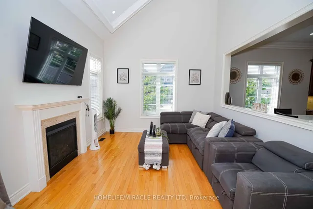 Additional image 19 of 6 Belladonna Circ