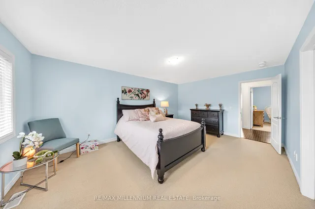 Additional image 28 of 86 Saint Dennis Rd