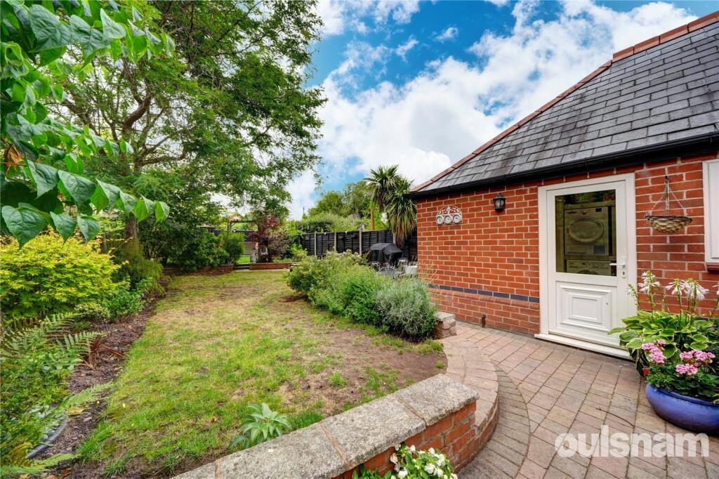 Additional image 25 of The Crescent, Bromsgrove, Worcestershire, B60