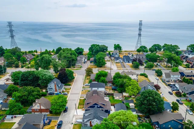 Additional image 39 of 10 Comet Ave