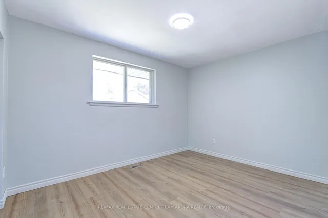 Additional image 14 of 28 Burgby Ave