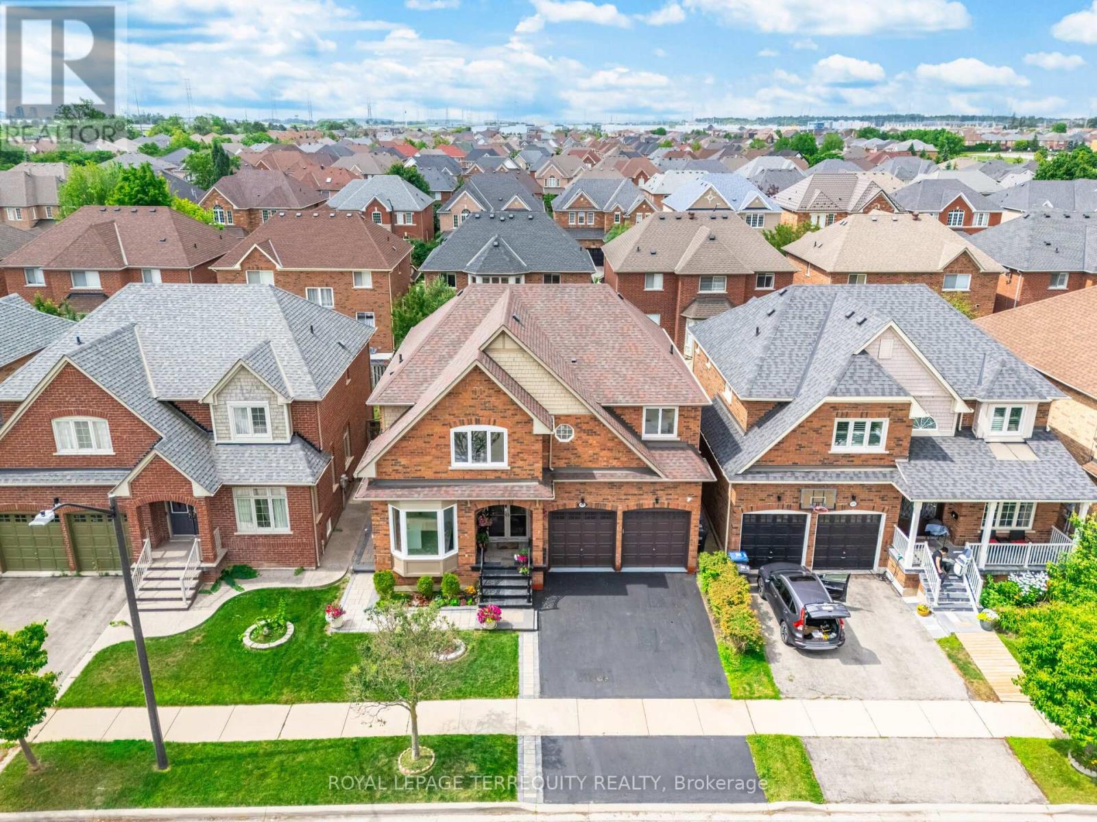 4814 DUNOON DRIVE|Mississauga (Churchill Meadows), Ontario L5M7J8
