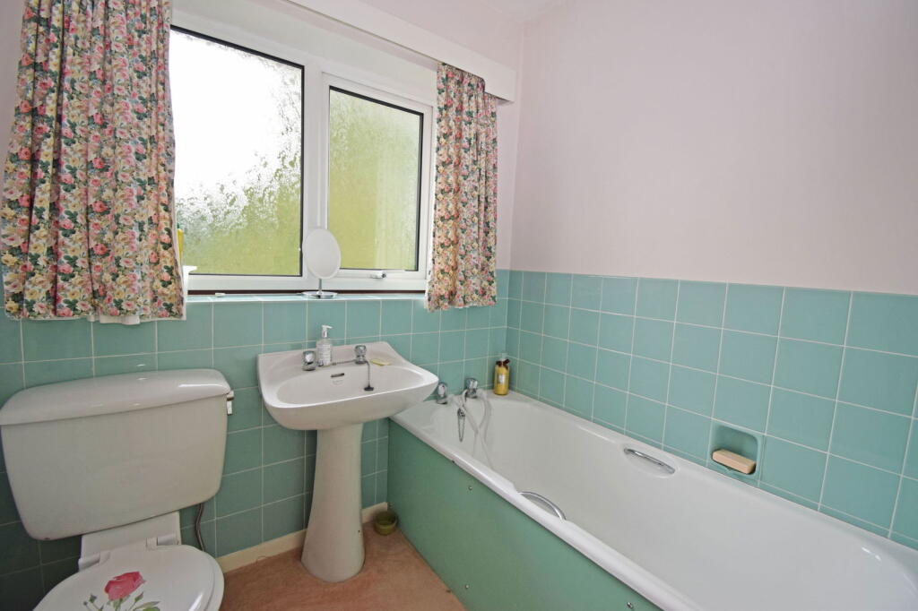 Additional image 11 of 44 Old Birmingham Road, Lickey End, Bromsgrove, Worcestershire, B60 1DG