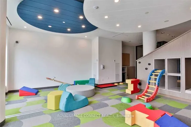 Additional image 19 of 225 SUMACH St Unit 2005