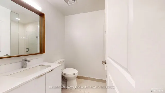 Additional image 13 of 543 Richmond St Unit 405