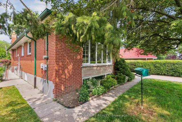 Additional image 46 of 54 Neapolitan Dr