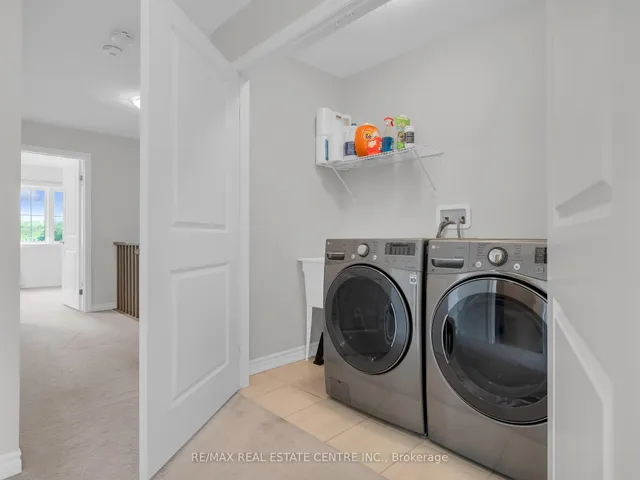 Additional image 14 of 99 Penny Lane