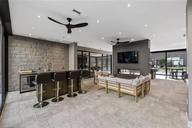 Additional image 23 of 1 Redfern Ave Unit 228