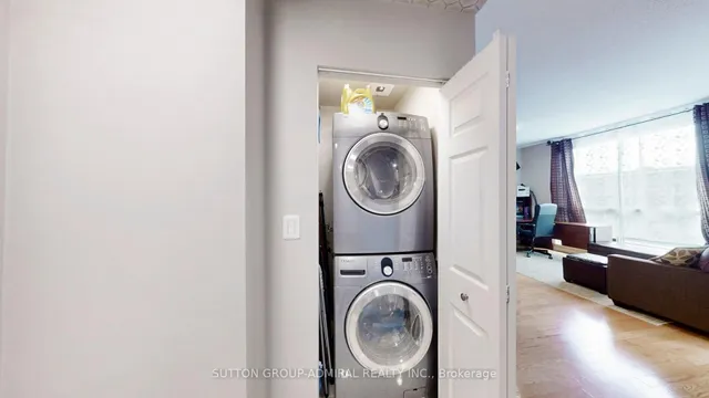 Additional image 30 of 4200 Bathurst St Unit 707