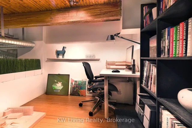 Additional image 16 of 736 Dundas St Unit 402