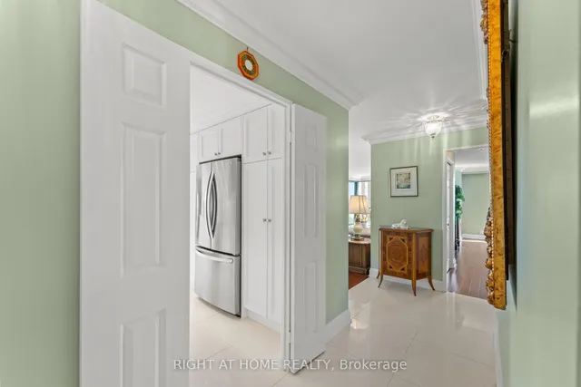 Additional image 20 of 3 Concorde Pl Unit 1503