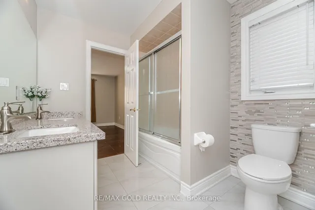 Additional image 22 of 32 Lynnvalley Cres