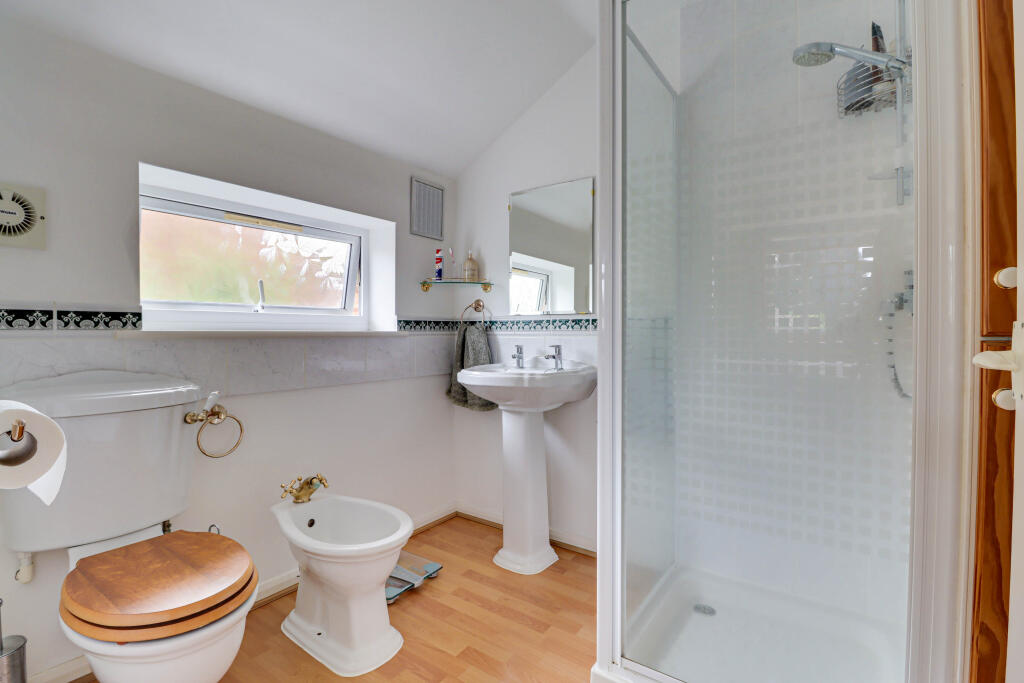 Additional image 15 of Wick Avenue, Wheathampstead, AL4