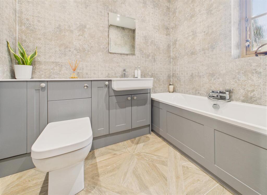 Additional image 7 of Spernal Lane, Great Alne, Alcester