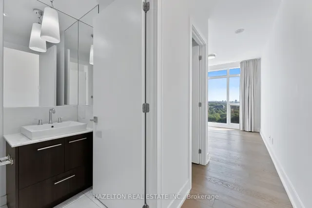 Additional image 21 of 170 Avenue Rd Unit 1509