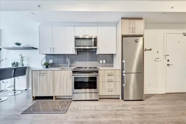 Additional image 17 of 180 Fairview Mall Dr Unit 608