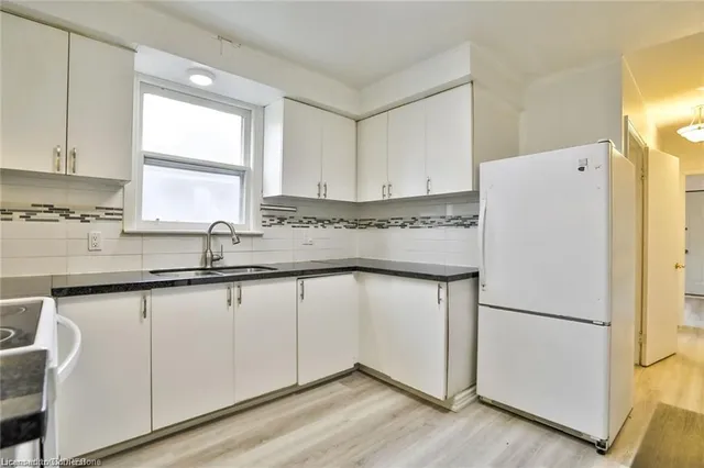Additional image 10 of 35 West 3rd St