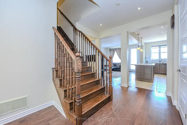 Additional image 8 of 1395 Chretien St