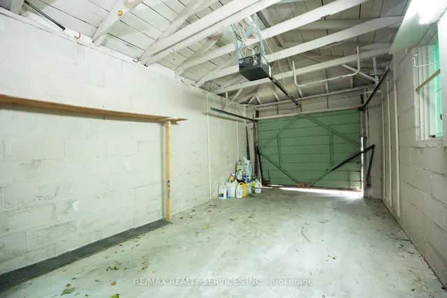 Additional image 38 of 187 Gladstone Ave