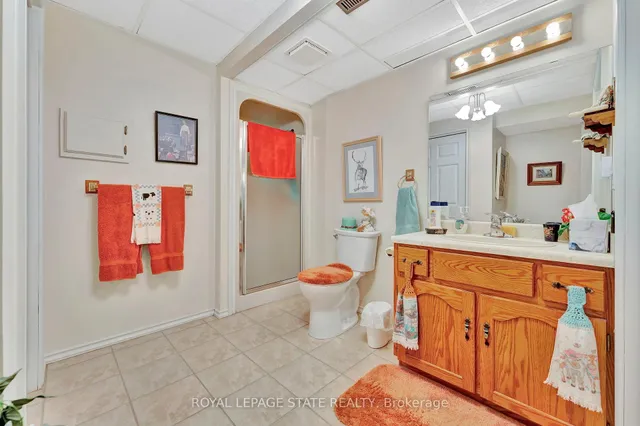Additional image 28 of 30 Osler Dr Unit 12