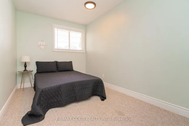 Additional image 19 of 10 Brookdale Cres