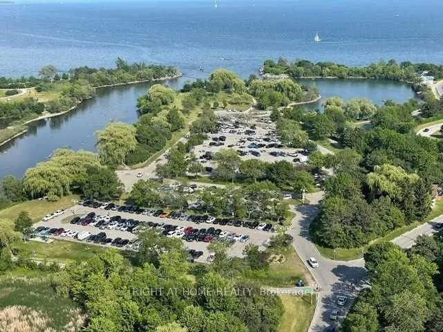 Additional image 9 of 2240 Lakeshore Blvd Unit 2707