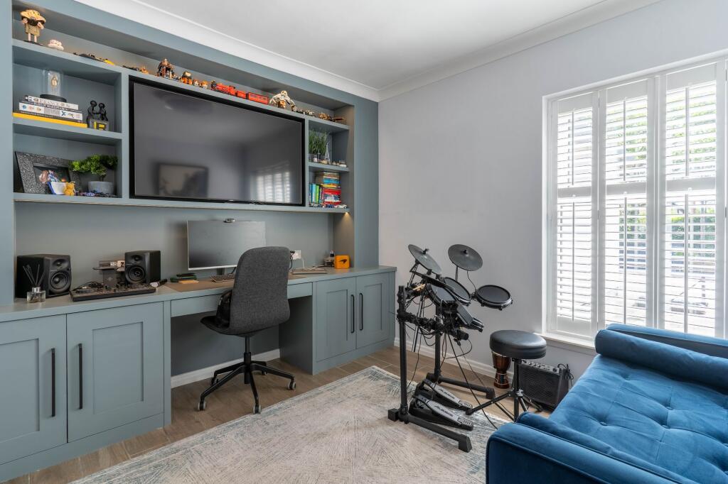 Additional image 15 of Plymouth Road, Barnt Green, B45