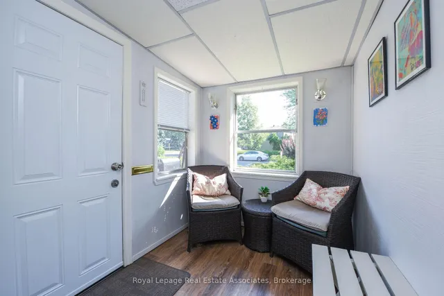 Additional image 5 of 33 Deloraine Dr