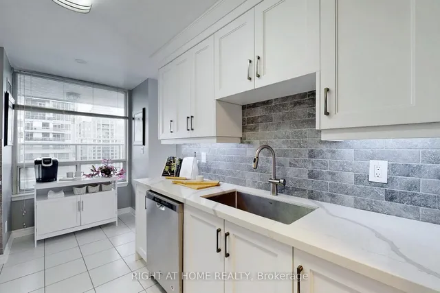 Additional image 21 of 3 Rean Dr Unit 2201