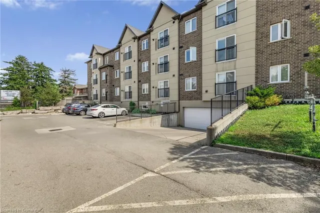 Additional image 3 of 886 Golf Links Rd Unit 302