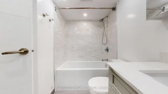 Additional image 15 of 15 Maitland Pl Unit 1806