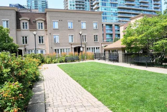 Additional image 23 of 26 Western Battery Rd Unit 206