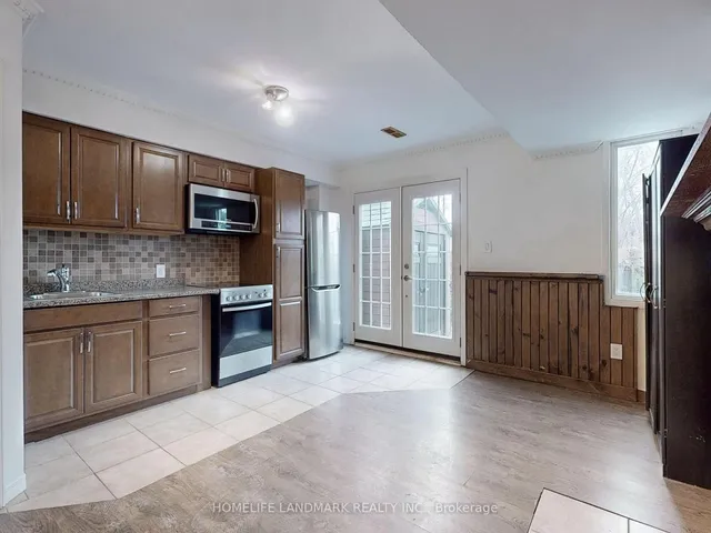 Additional image 16 of 10 Reidmount Ave Unit 7