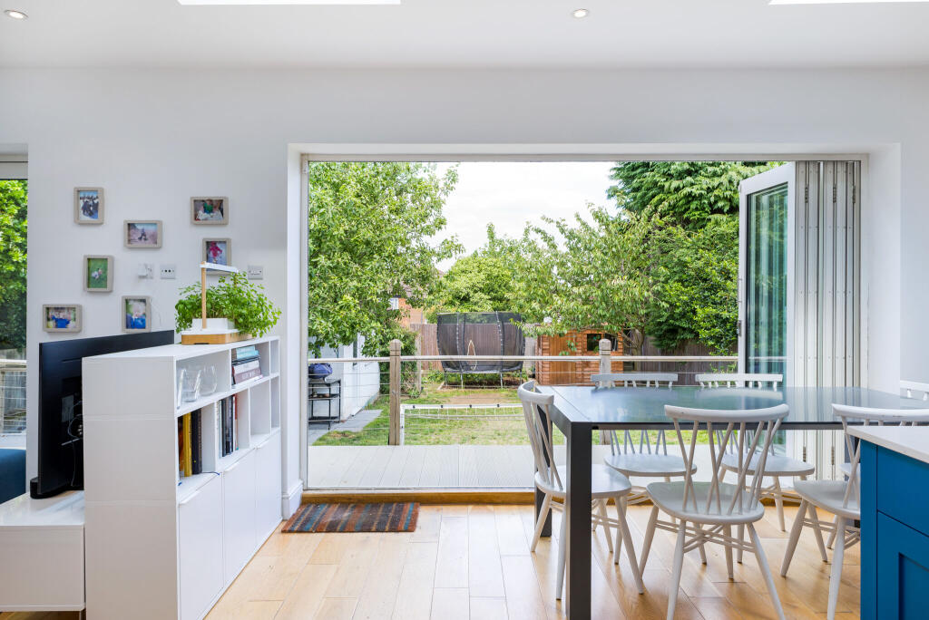 Additional image 17 of Park Rise, Harpenden, AL5