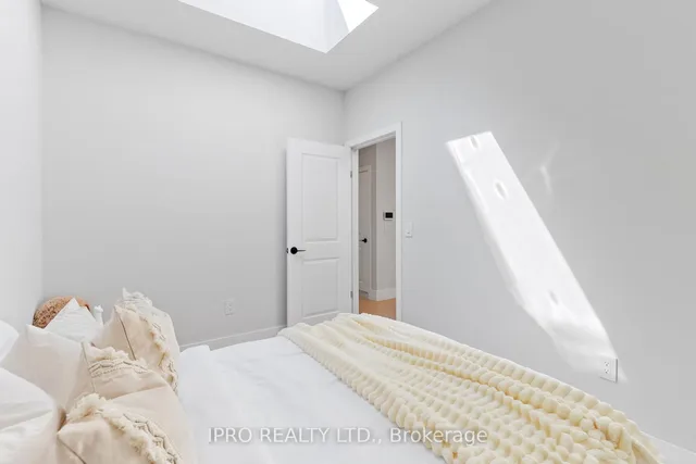 Additional image 25 of 167 Sammon Ave