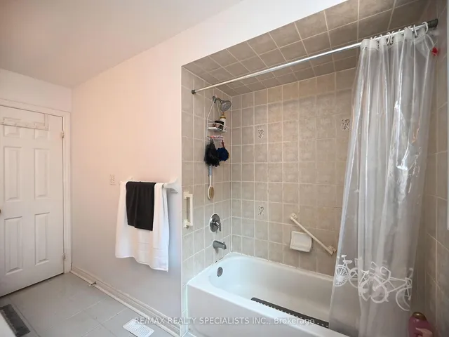 Additional image 33 of 64 Mossgrove Cres