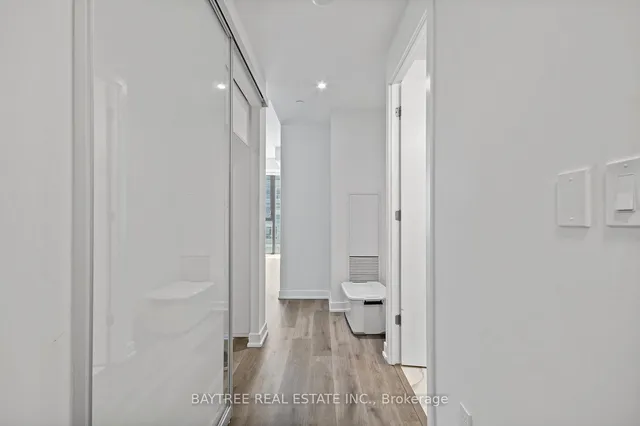 Additional image 18 of 840 St Clair Ave Unit 613