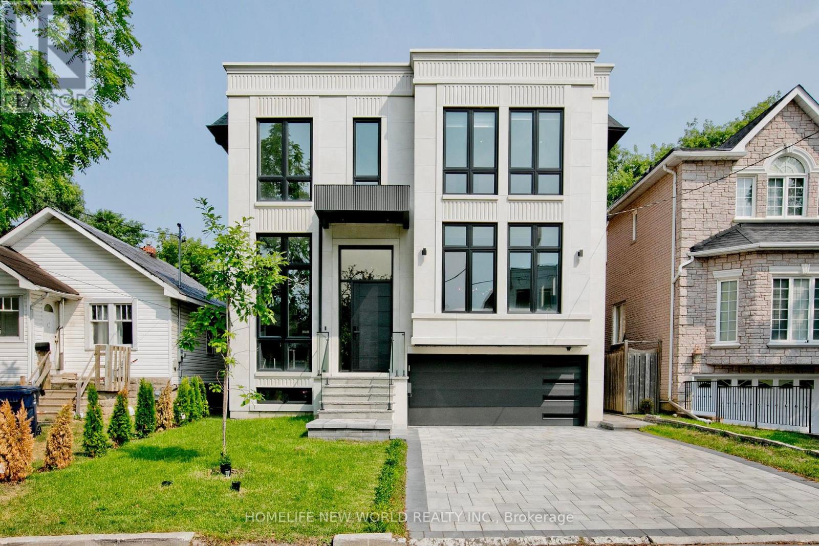 70 ABITIBI AVENUE|Toronto (Newtonbrook East), Ontario M2M2V4