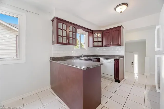 Additional image 7 of 376 Hansen Rd