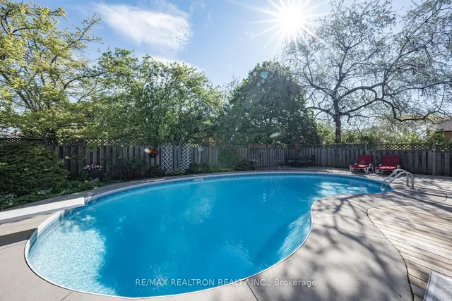 Additional image 7 of 221 Old Orchard Circ